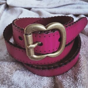 Fossil Megenta Scallop Edge Leather Belt With Brass Buckle, Size L